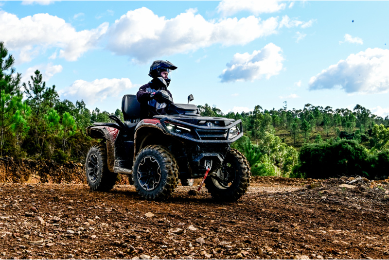 CAN-AM / CAN-AM OUTLANDER MAX XT 850 T ABS - foto